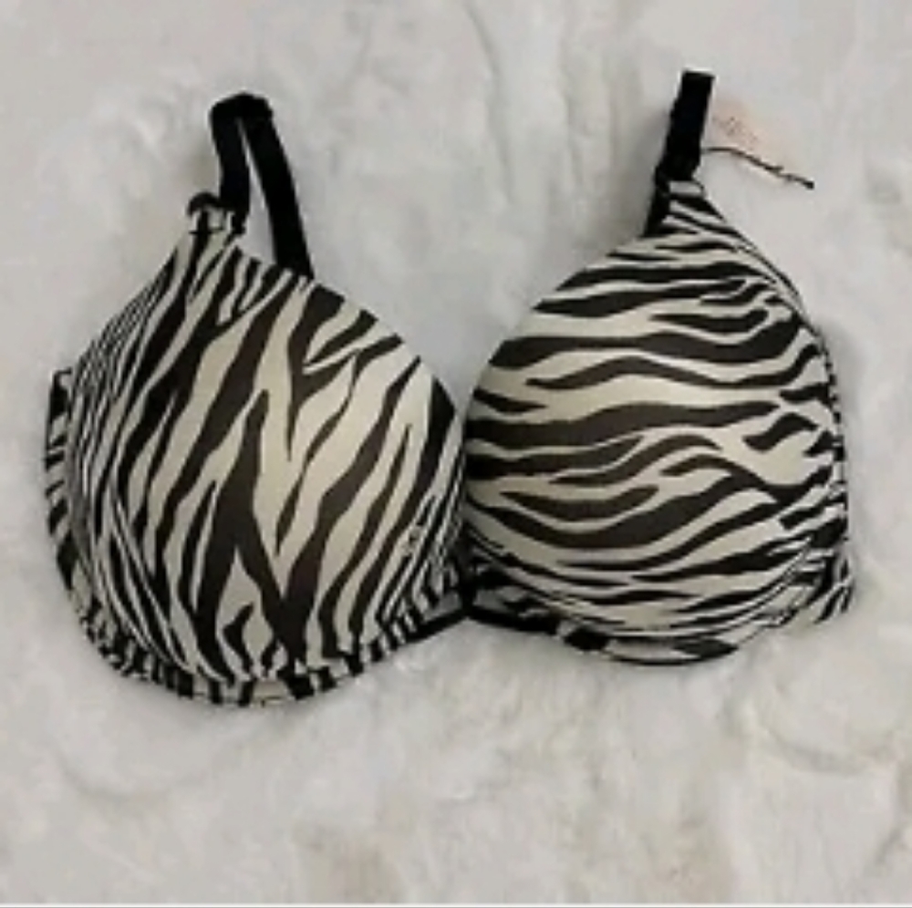 Victoria Secret Miraculous Bra 36DD
